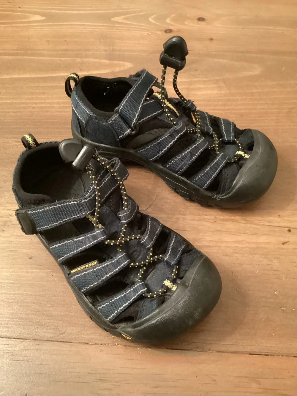 KEEN YOUTH 11 NEWPORT H2 WATERPROOF HIKING WATER SPORT SANDALS SHOES BLUE